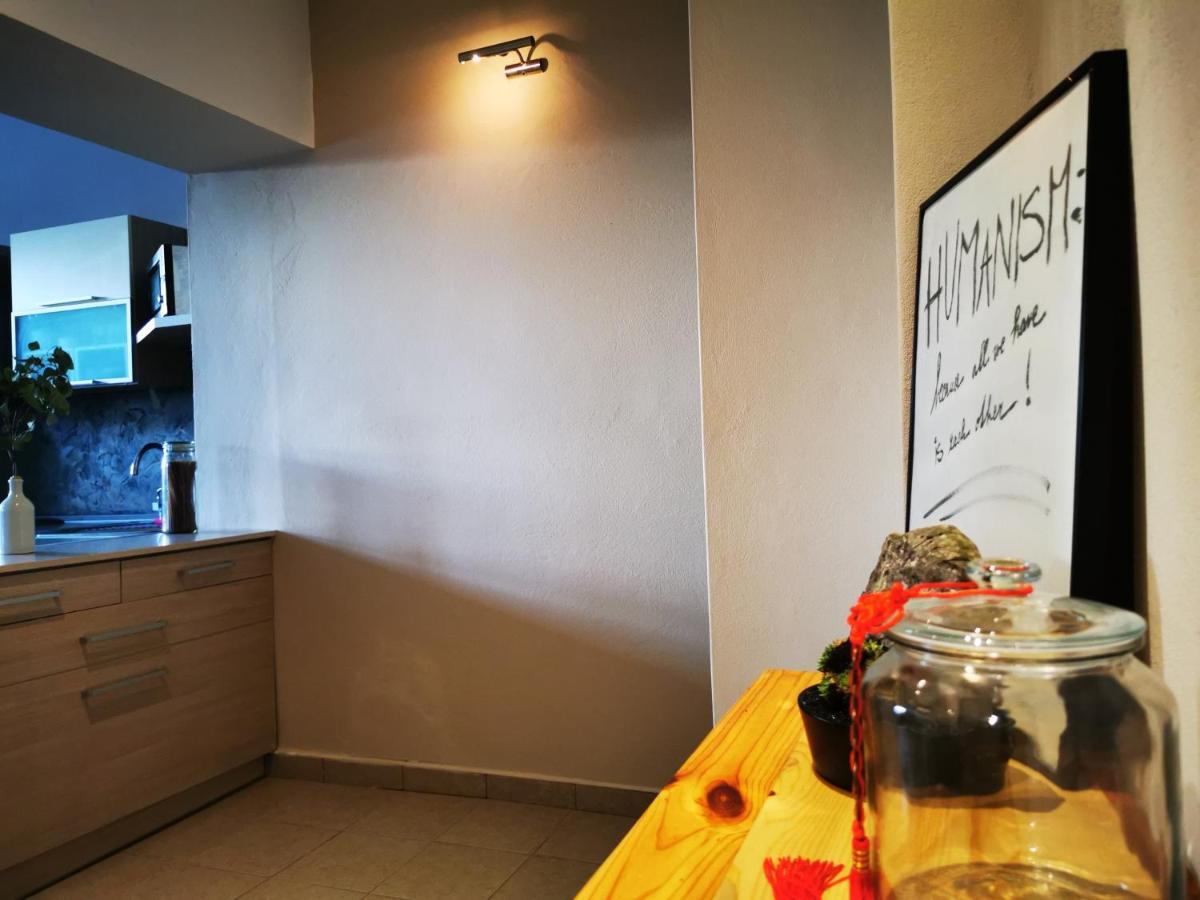 Falcon Apartment トルナヴァ エクステリア 写真